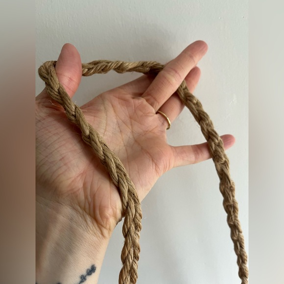 Handwoven “Moon” bag - Picture 10 of 16